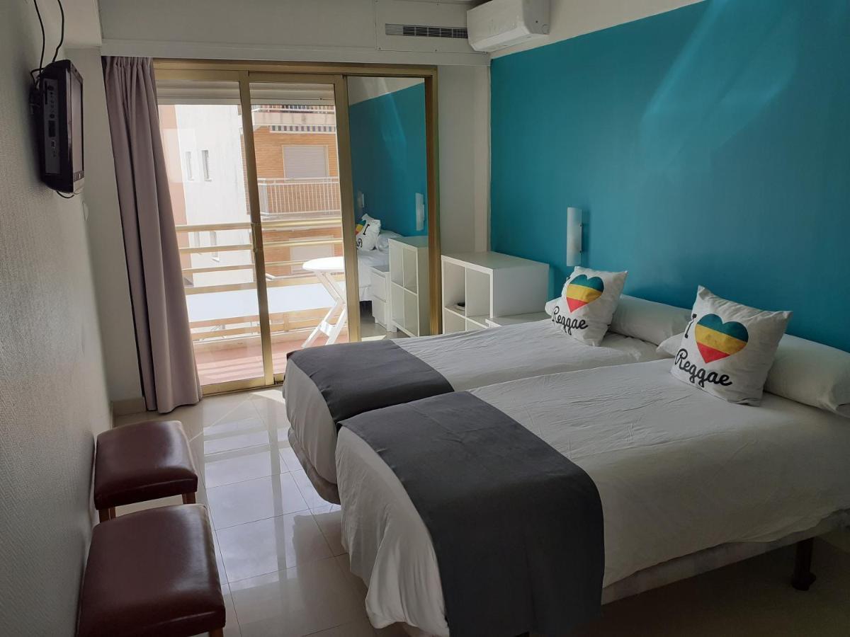 גאנדיה Hotel Clibomar Jamaica מראה חיצוני תמונה